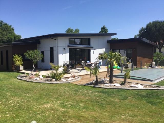 realisation-maison-individuelle-lrbois-larochesuryon (15) Réalisation d